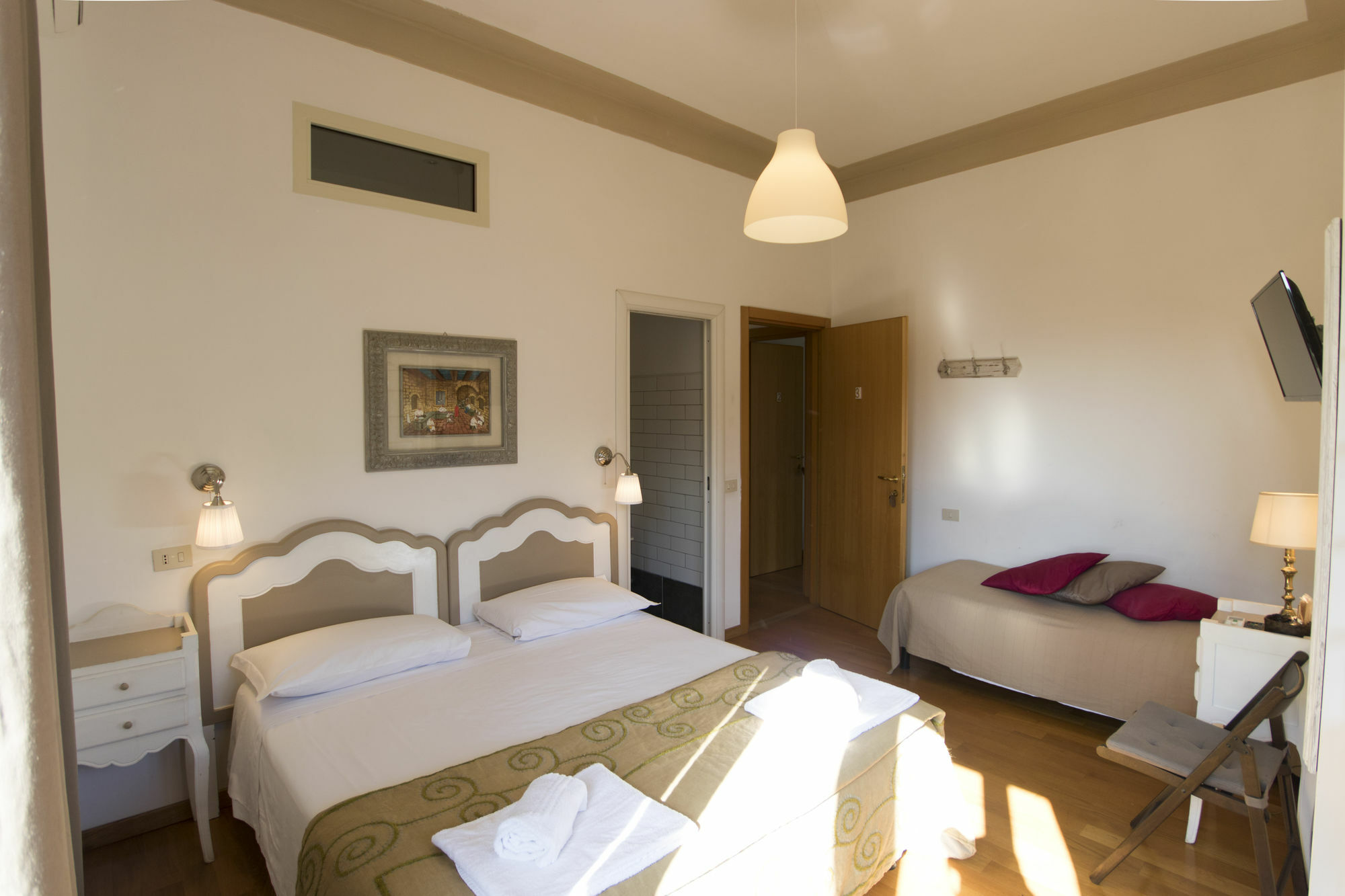 Le Suites Di Tevere Home ローマ エクステリア 写真