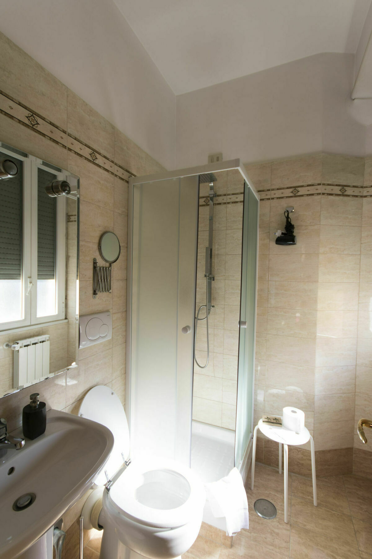 Le Suites Di Tevere Home ローマ エクステリア 写真
