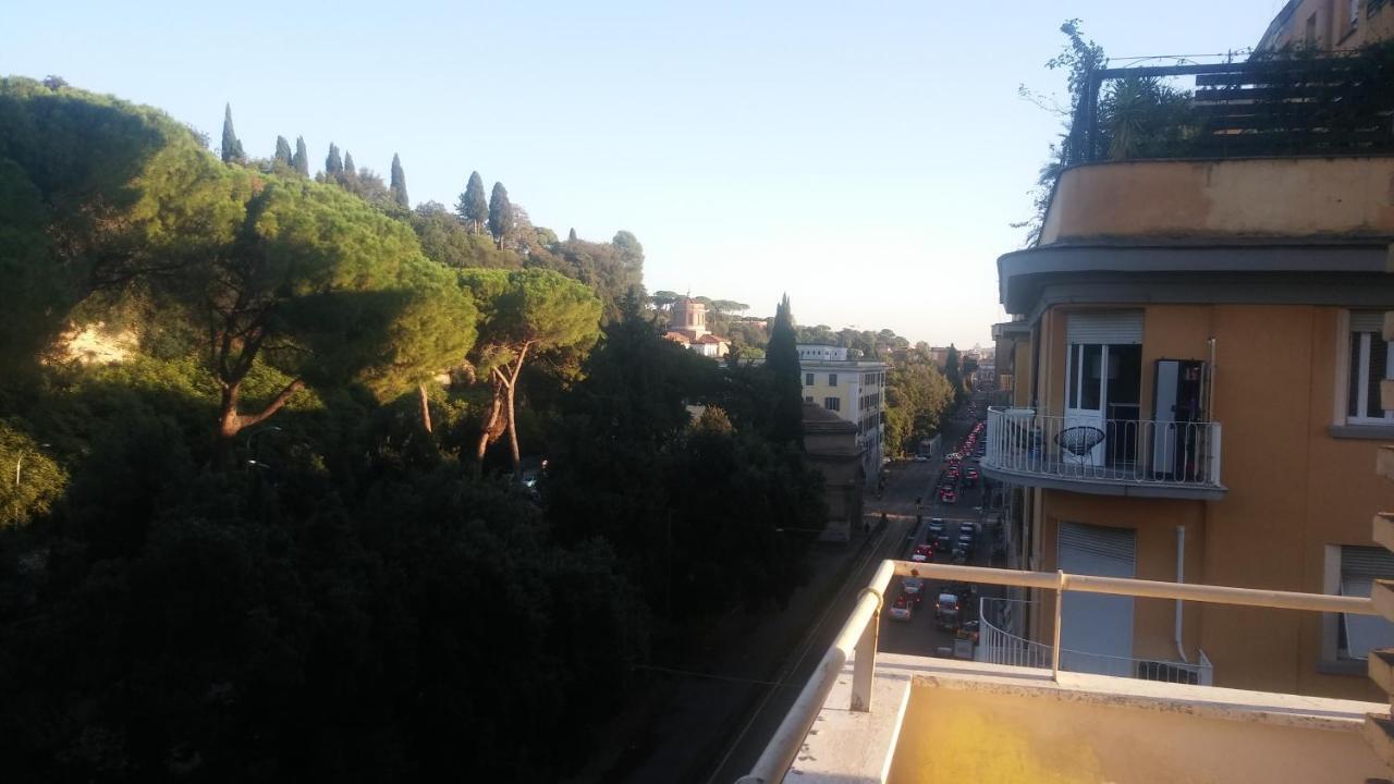 Le Suites Di Tevere Home ローマ エクステリア 写真